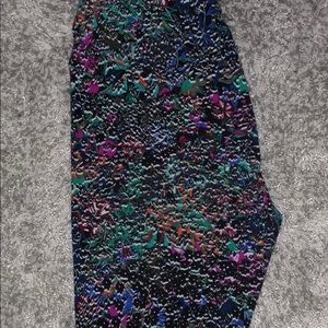OS LuLaRoe Leggings Gently Worn
